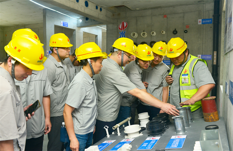 为进一步推进优质客户高效履约，提升交付品质、达成客户满意，2025年6月25日，东升国际建设集团在上海组织召开2025年越秀地产、华润置业客户履约推进会。